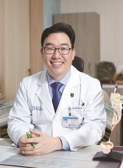 육승모 교수(대전성모병원 비뇨의학과)